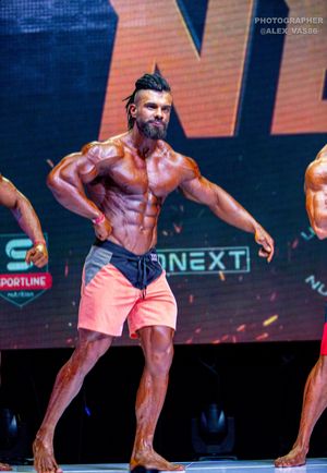 MEN‘S PHYSIQUE +179